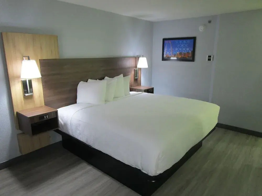 Drury Inn Suites Westport