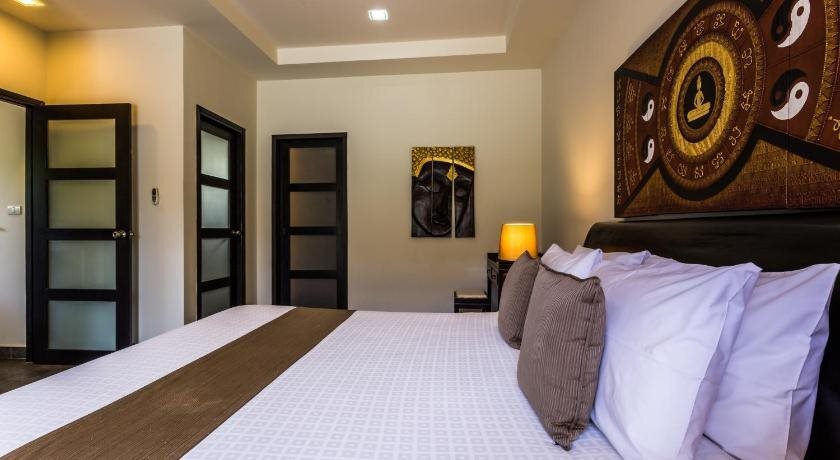 Phuket Pool Residence