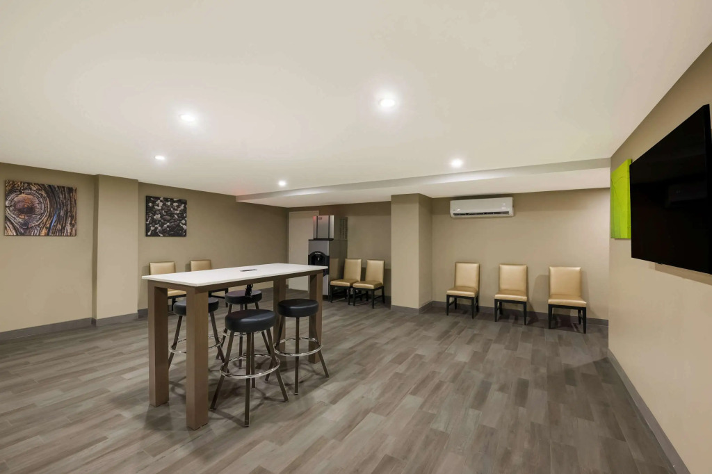 Sleep Inn Bronx - Soundview