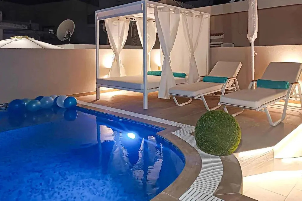 Kallisti Palace - Private Pool with Hydromassage