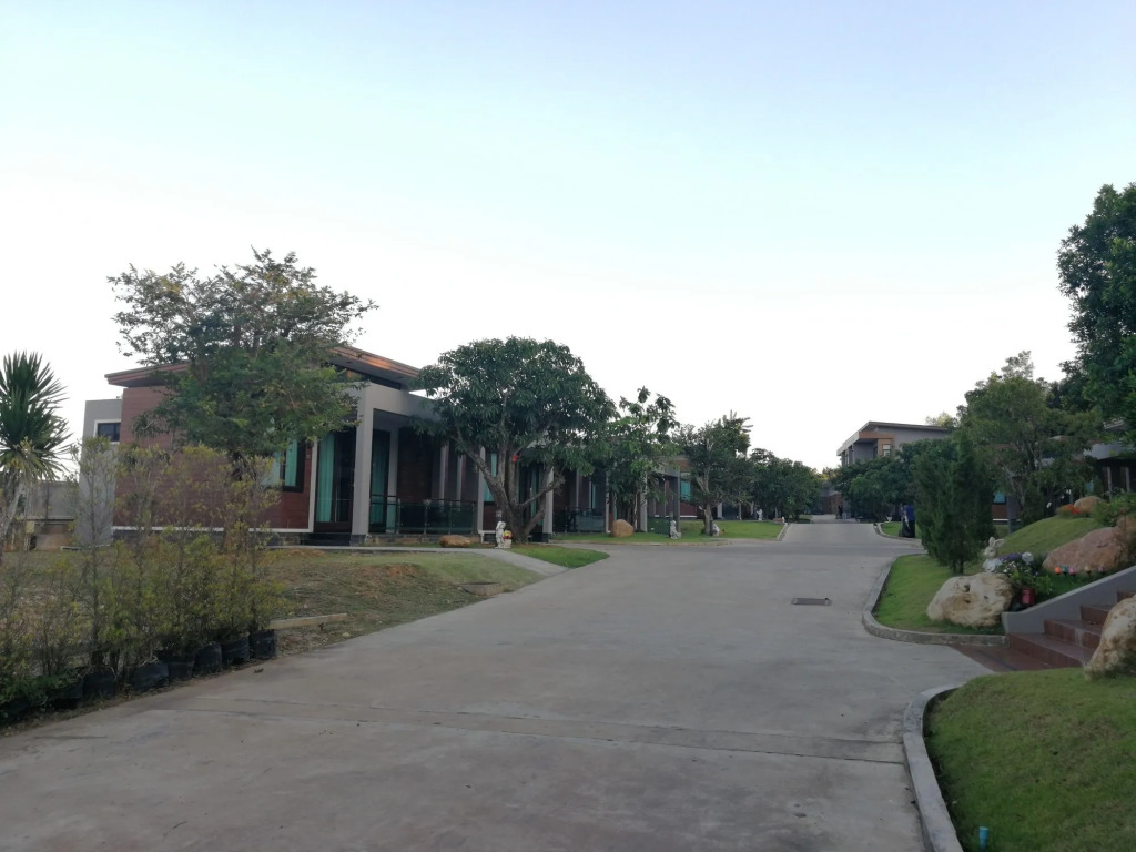 Nutchana Hill Boutique Hotel