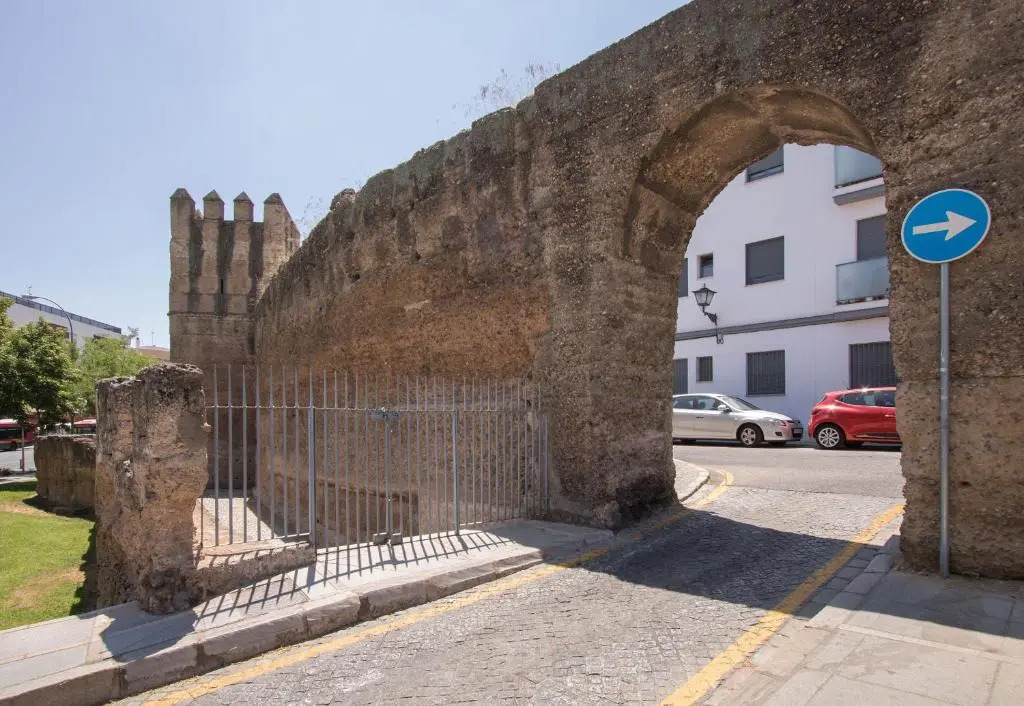 Murallas de Sevilla Apartamento con garaje 4 pax
