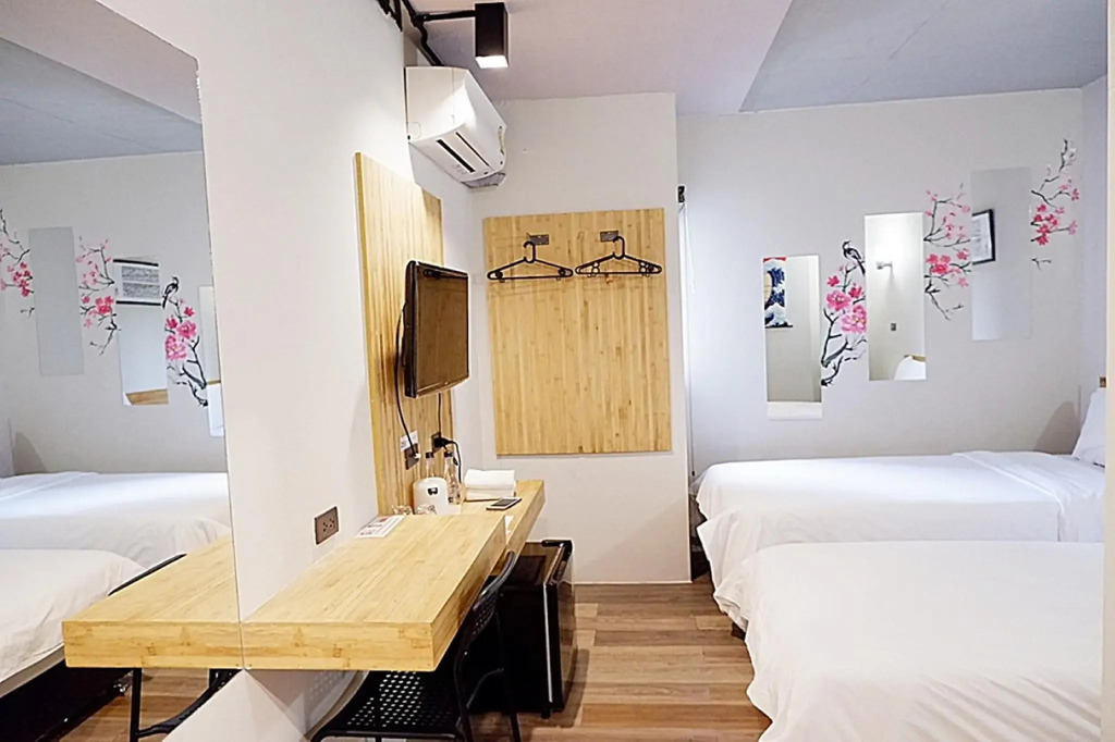 IZEN Budget Hotel & Residences (Plus)