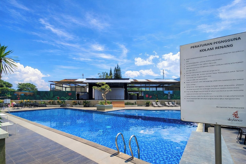 Compact And Warm 2Br At Apartement Skyland City Jatinangor