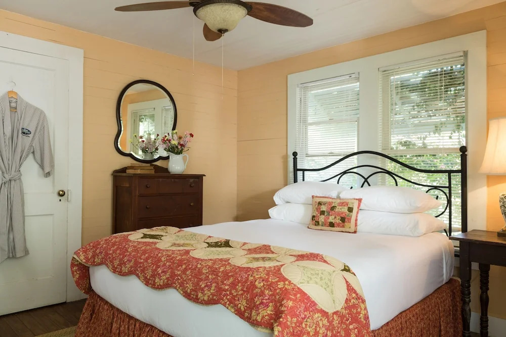 BlissWood B&B Ranch