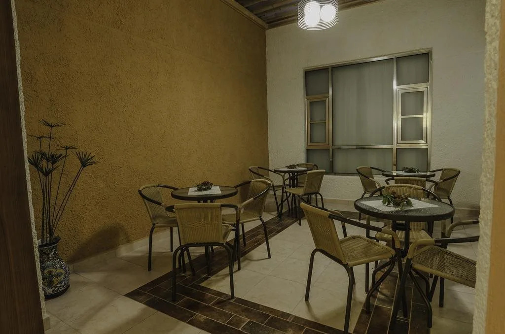 Hotel Petit