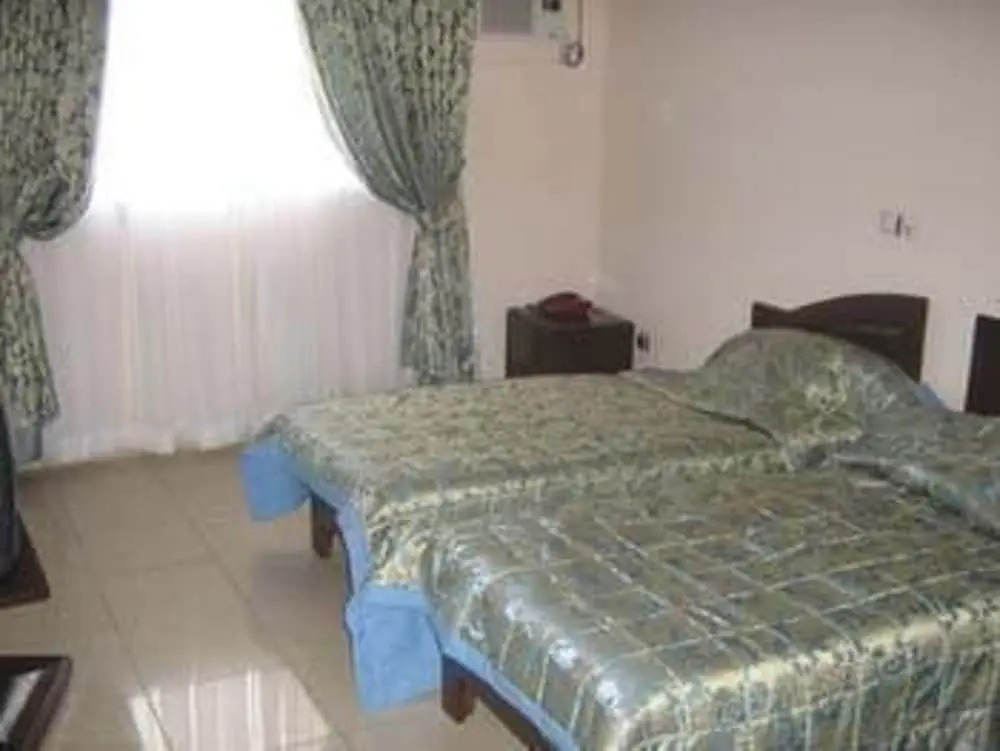 Tou'Ngou Hotel