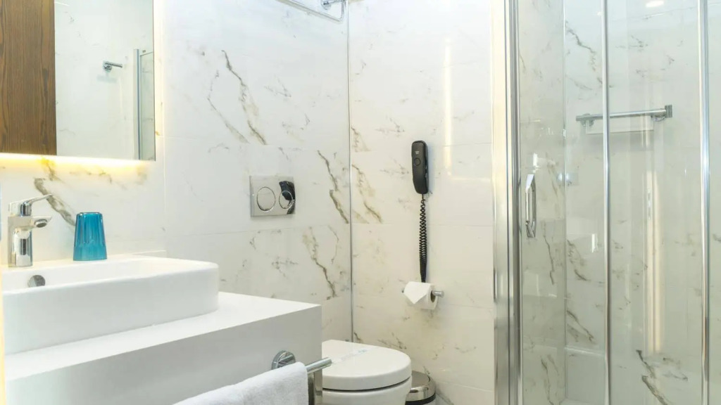 Acroter Hotel Spa