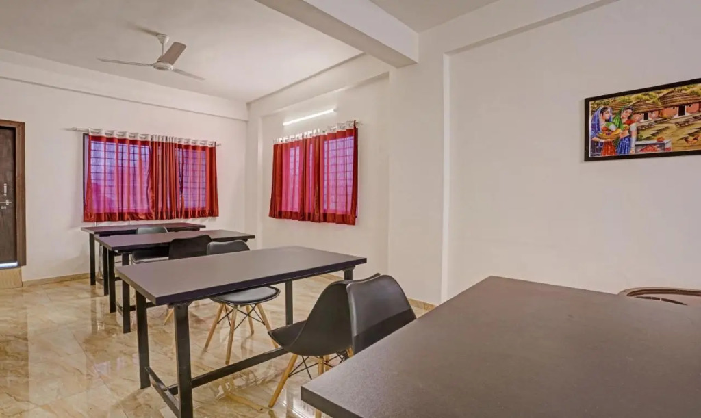 Itsy Hotels Flowers Park