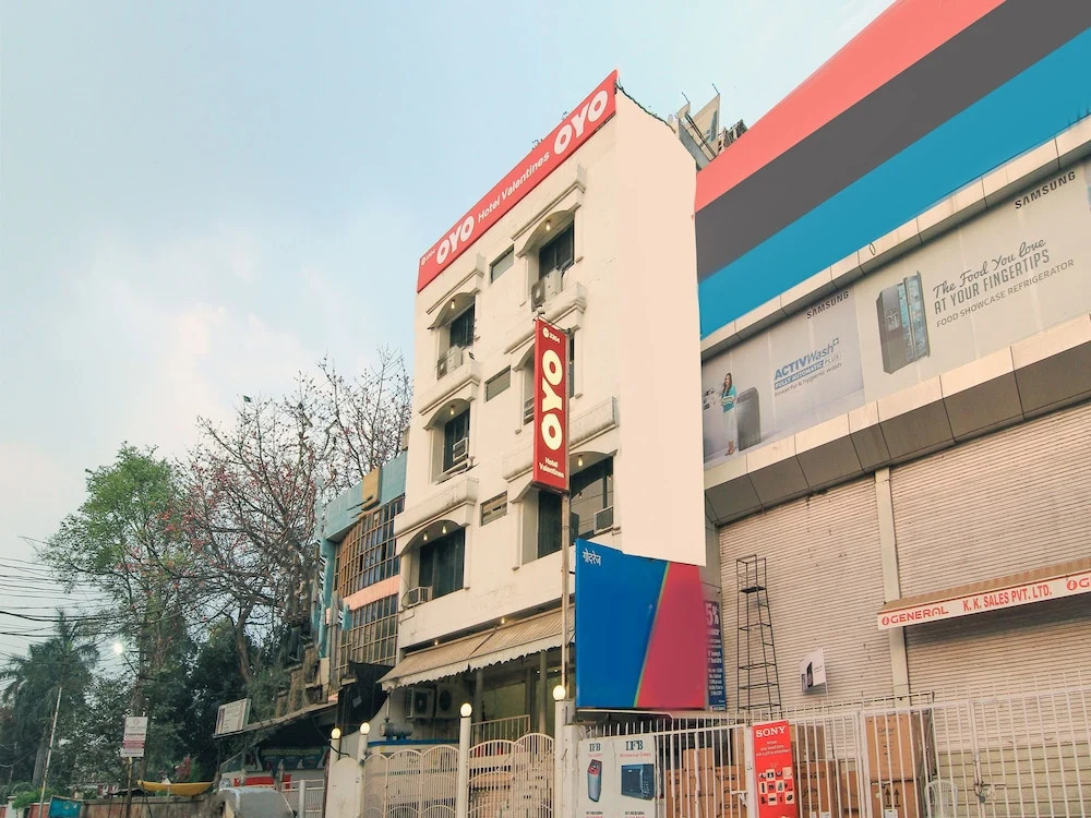 OYO 3304 Hotel Valentines