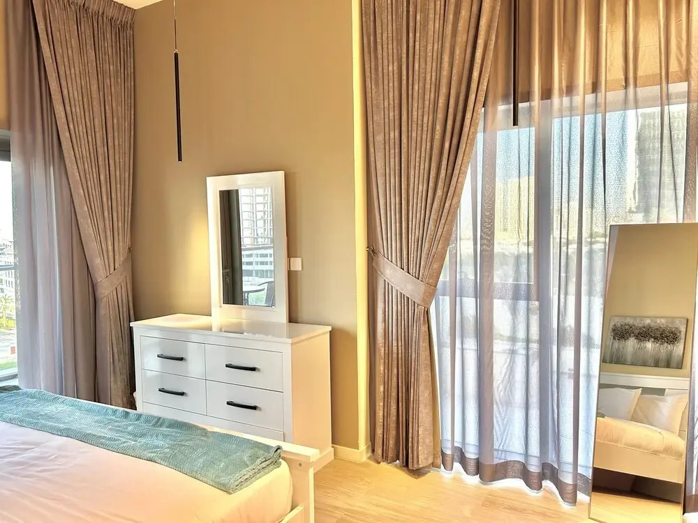 Gorgeous 1bedroom With Balcony at Park View Dubai