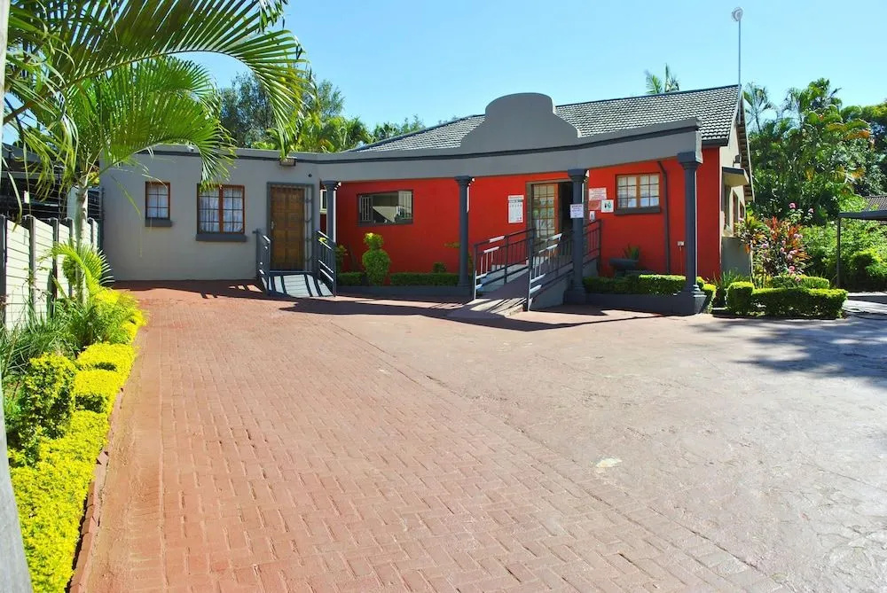 Lapologa Bed & Breakfast