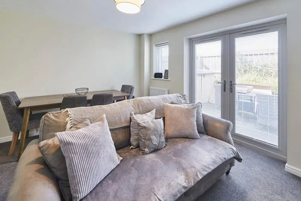 Host Stay Town House