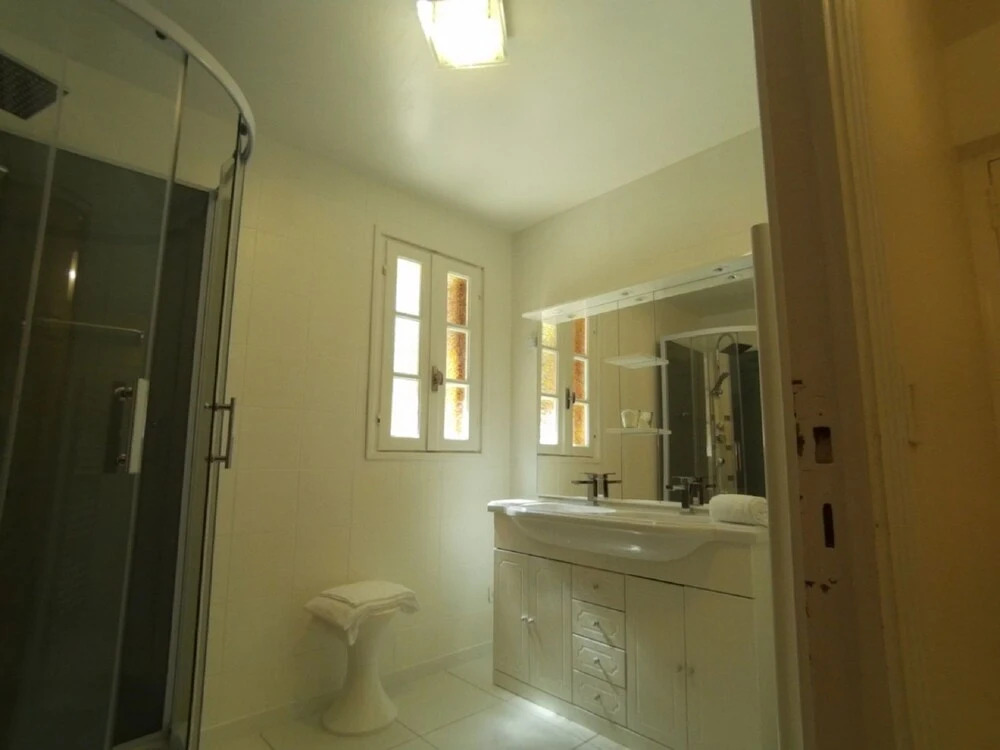Villa Emmony