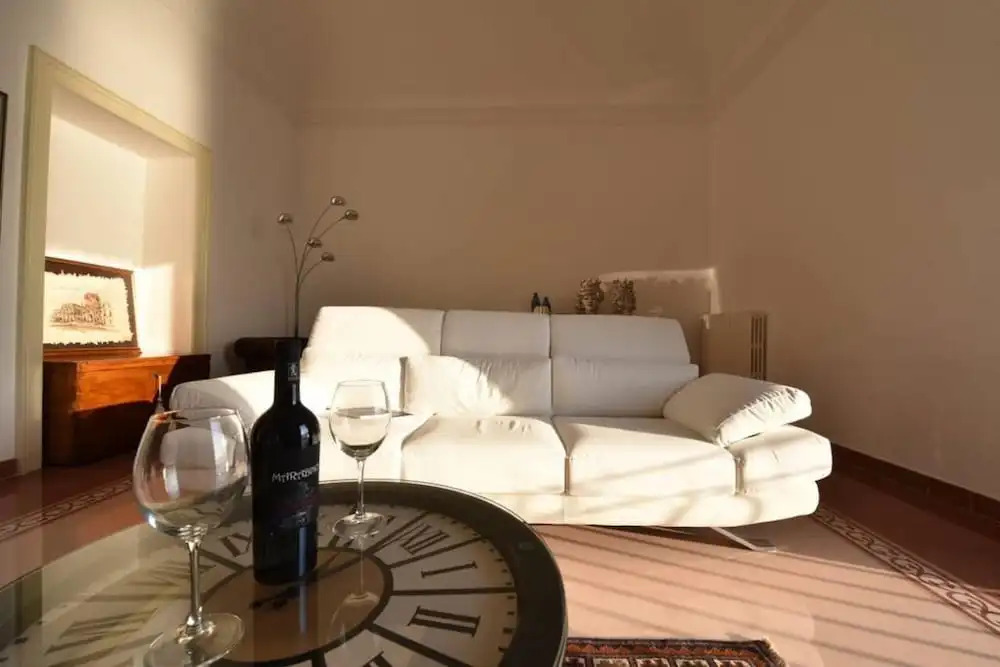 Duomo sea Side Deluxe Apartment