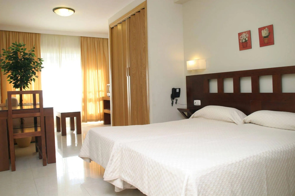 Apartamentos Turísticos Añoreta