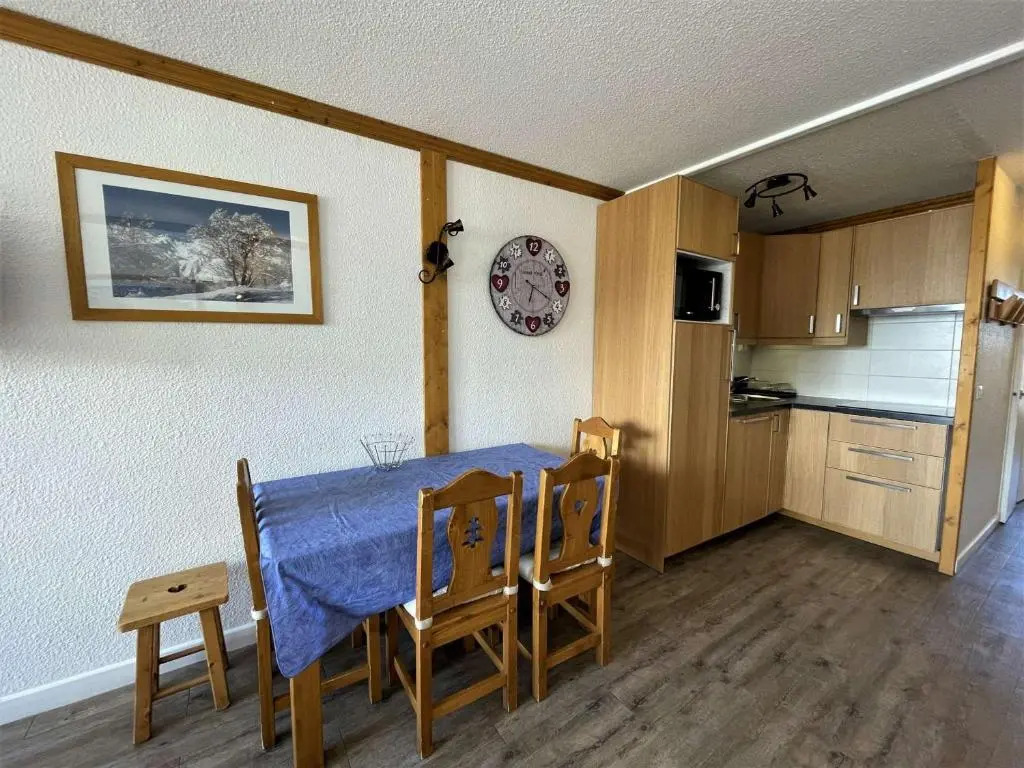 Appartement Les Menuires, 2 pièces, 5 personnes - FR-1-452-181