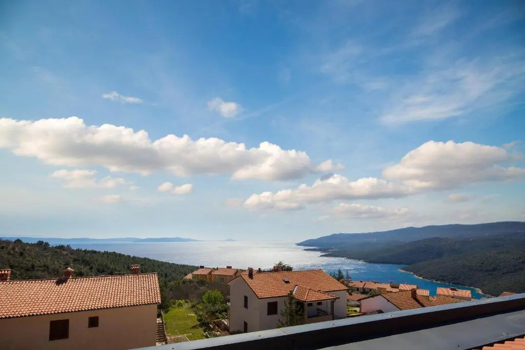 Lemechi Casa Girasole Apartments