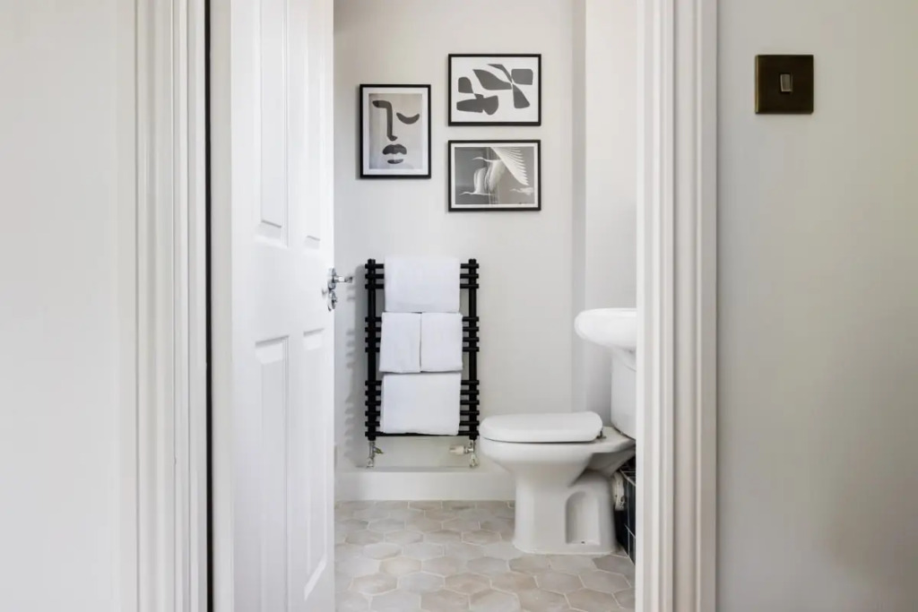 The Brockwell Park Escape - Bright 2BDR Flat with Parking