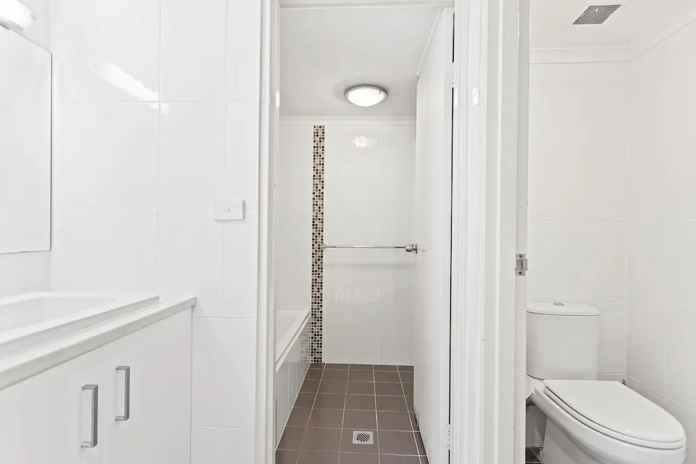 Nicholli, Bay Parklands, Unit 30/2 Gowrie Ave