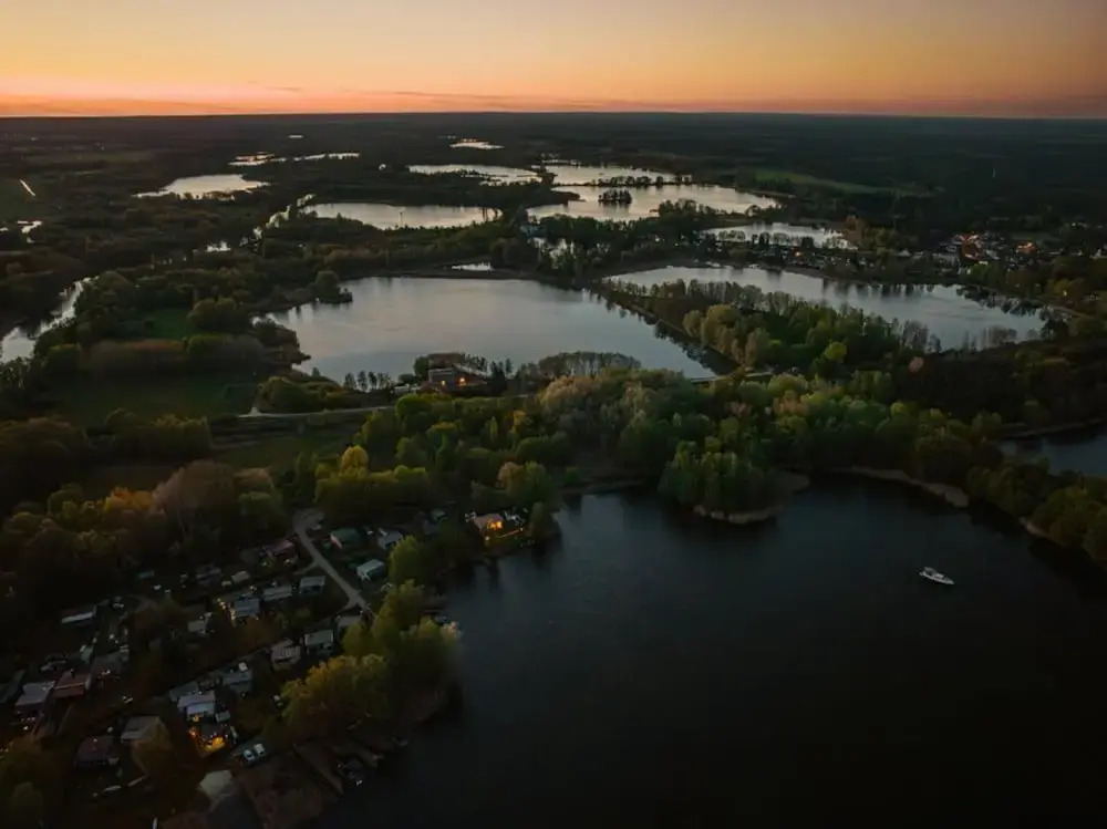 Havel Houseboat Serenity