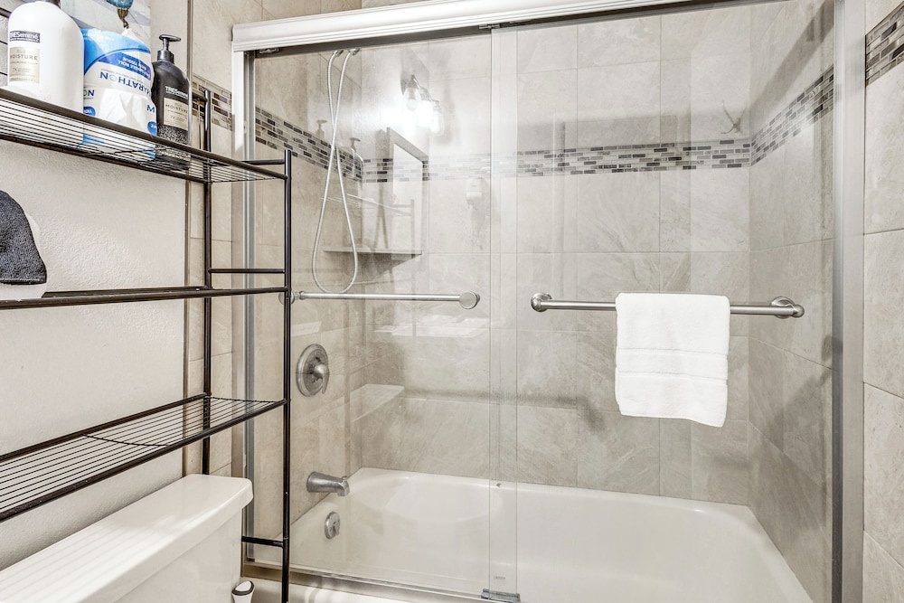 Shuttle to Winter Park Resort: Mtn-view Condo
