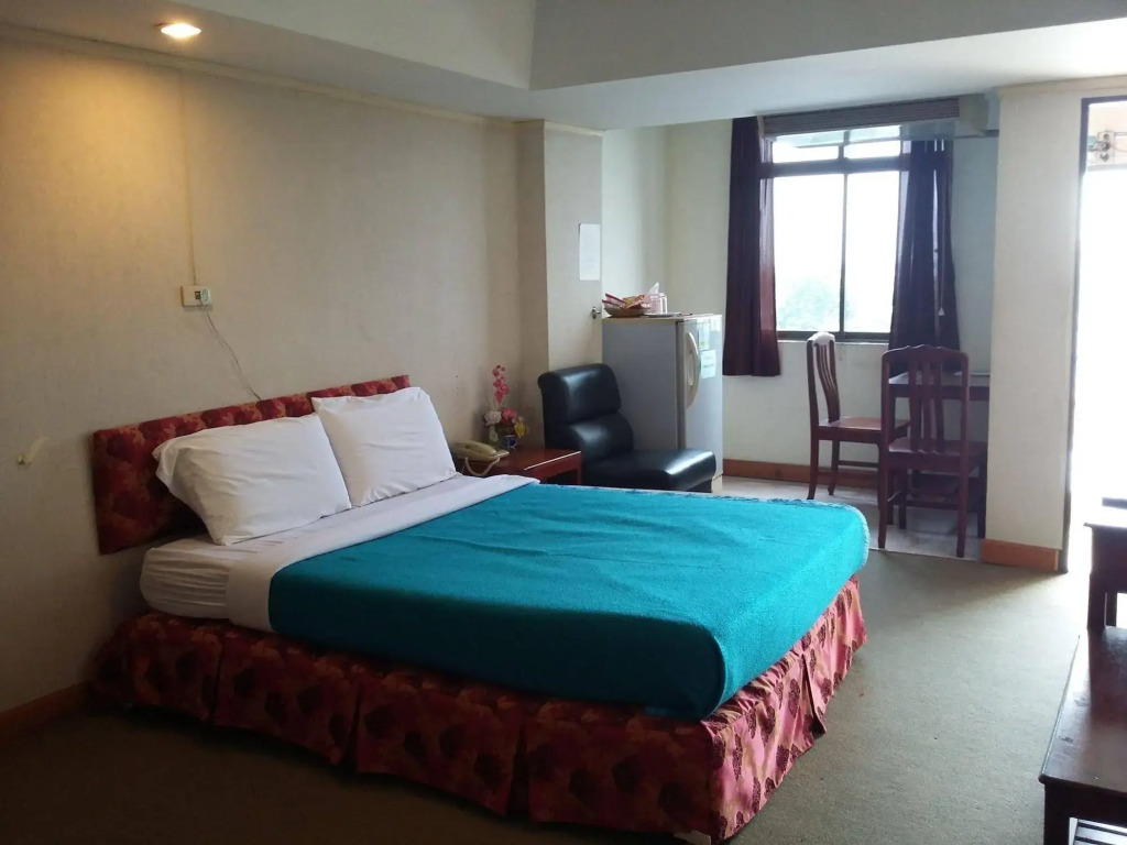 Donmuang Mansion