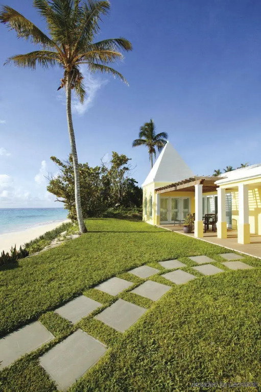 Elbow Beach