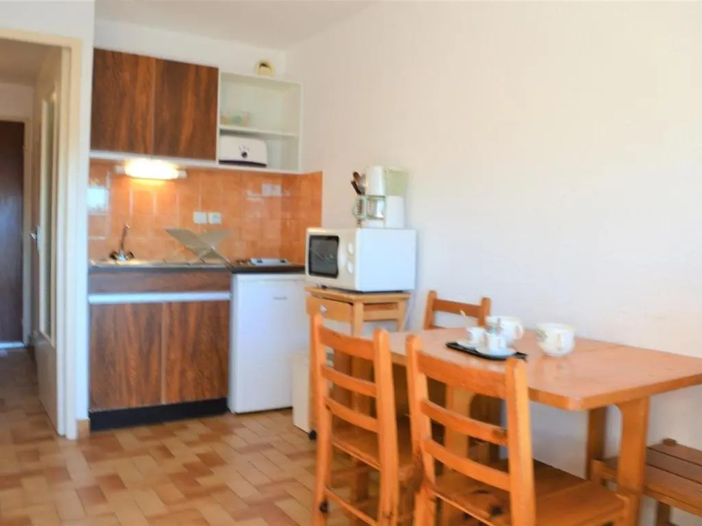Appartement Le Lavandou, 1 pièce, 4 personnes - FR-1-251-315