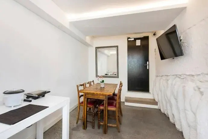 The Nest - New York Style Space in Northbridge + Roof Terrace