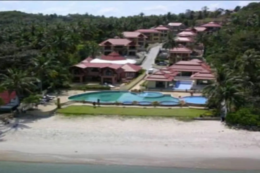6 Bedroom Twin Villas on Beach Front Resort 11/12