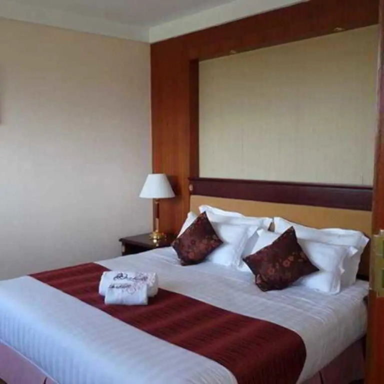 Orchid Hotel