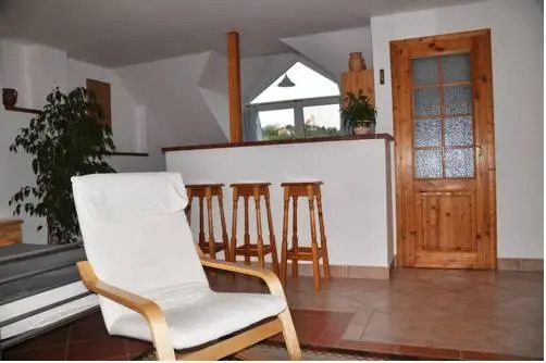 Hatház Apartman