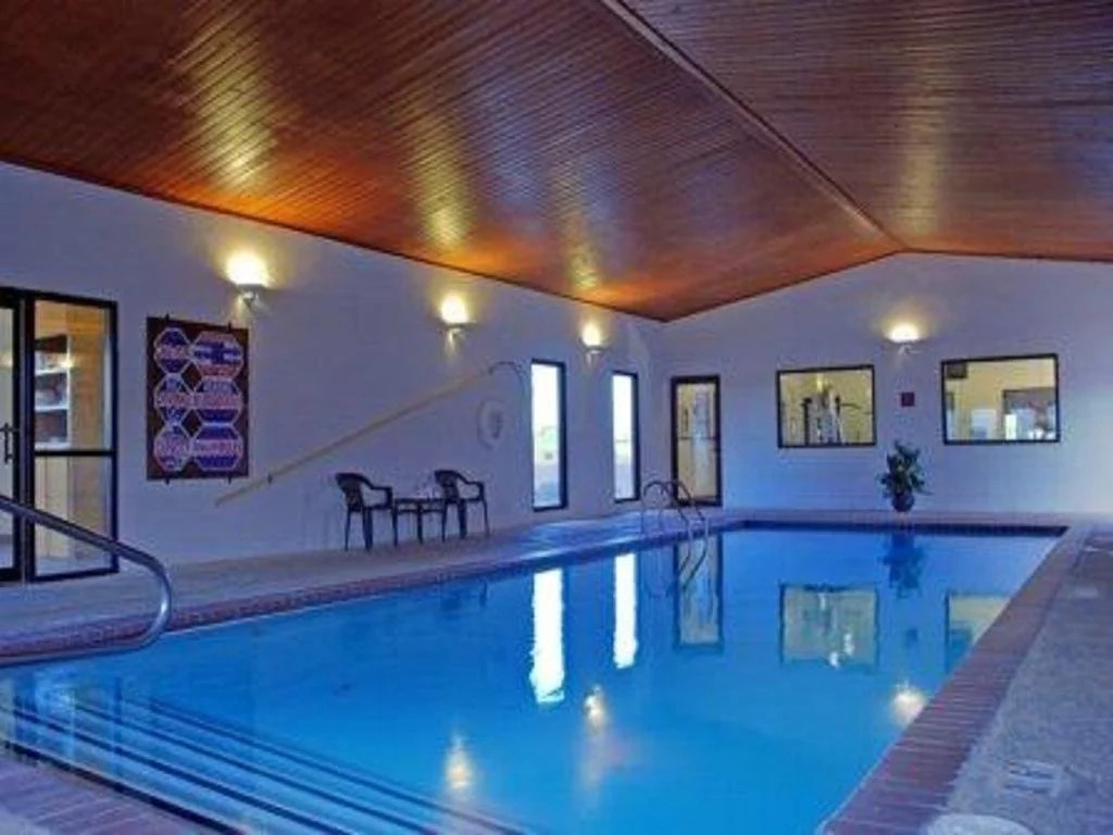 Ramada Of Alpine