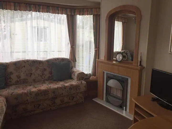 8 Berth Caravan Tp49 On The Golden Palm Chapel St Leonards
