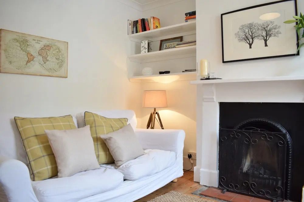Beautiful 3 Bedroom House Close to City Centre