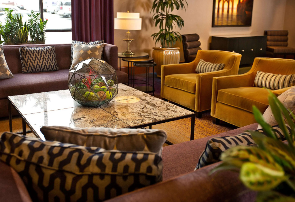 The Paramount Hotel