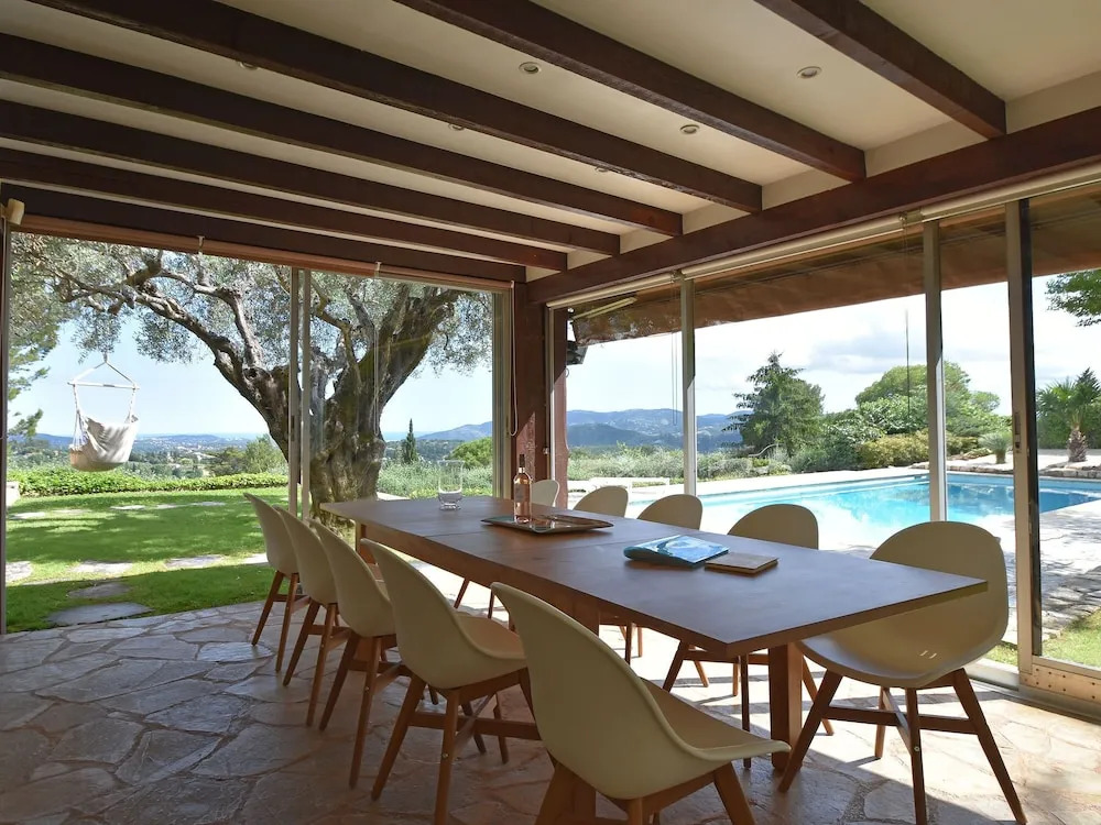Vintage Villa in Grasse With Private Swimming Pool