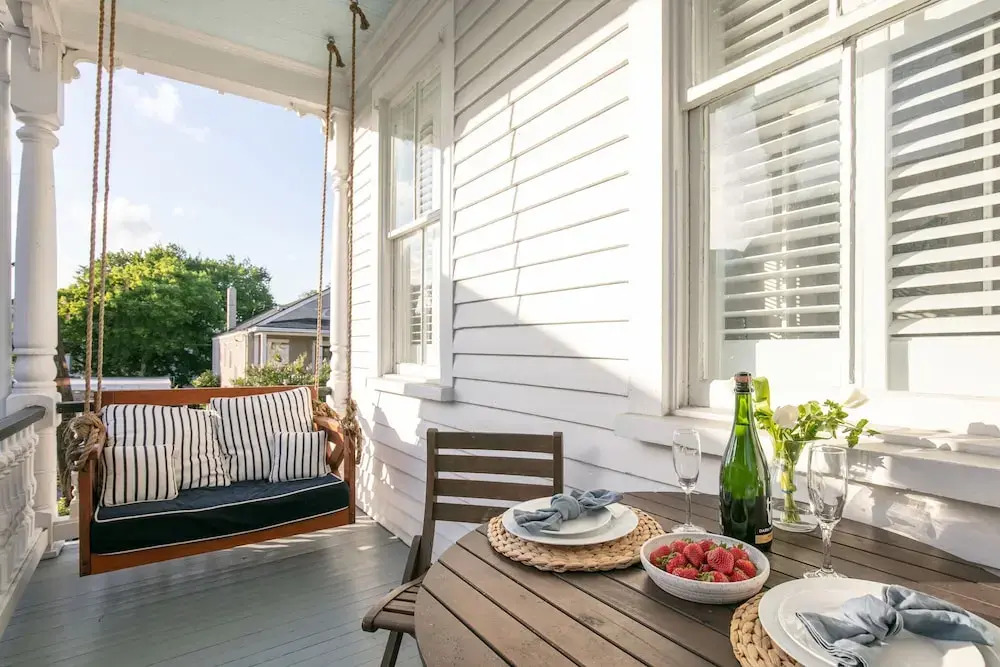 Pond by AvantStay 10mins from French Quarter in the Iconic City of Charleston w Balcony