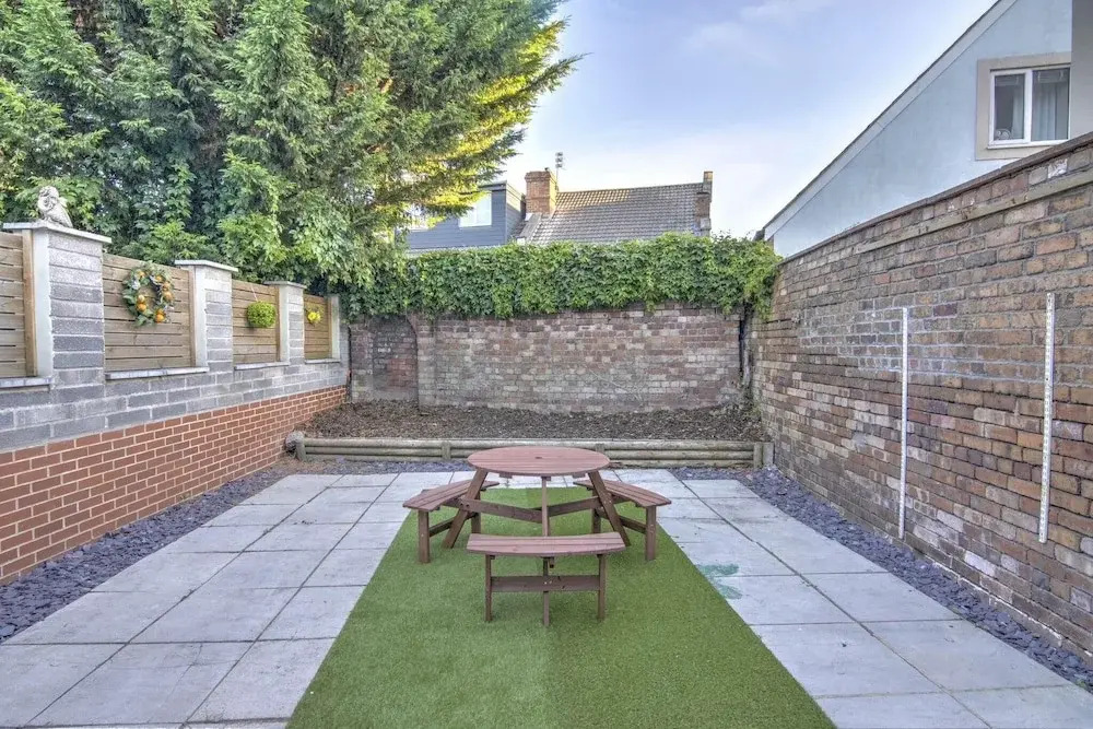 2 Bed House, Family Friendly With Garden