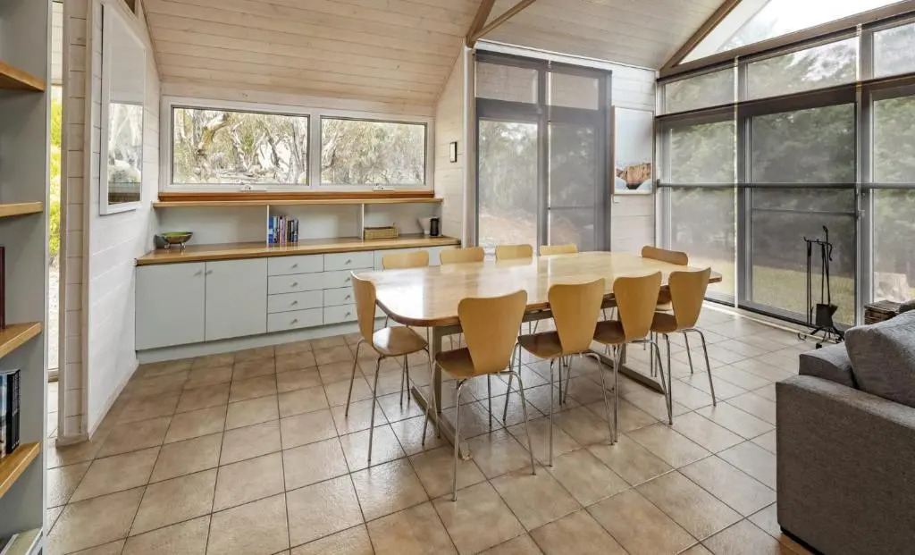 Silvertop Chalet