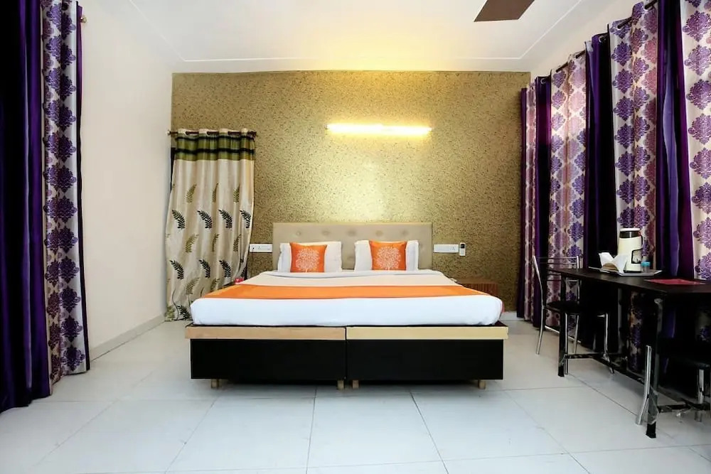 Hotel Silver One