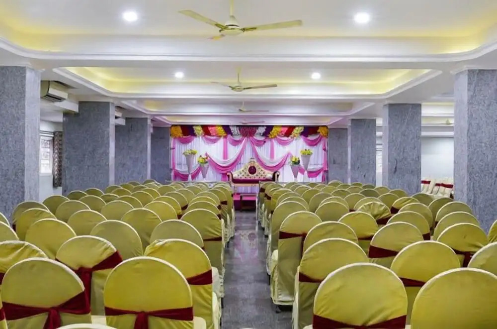 Dwaraka Inn