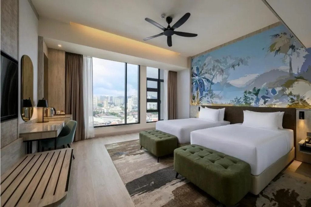 Fifth Avenue Hotel