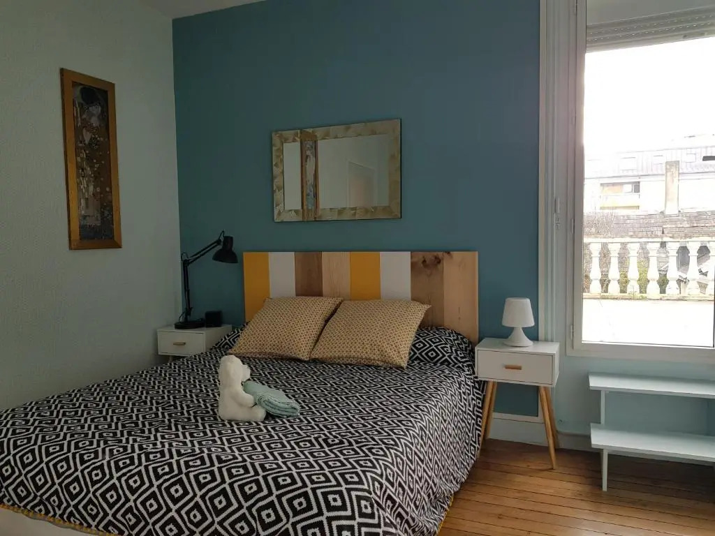 72m² avec terrasse dans demeure angevine de 2 étages