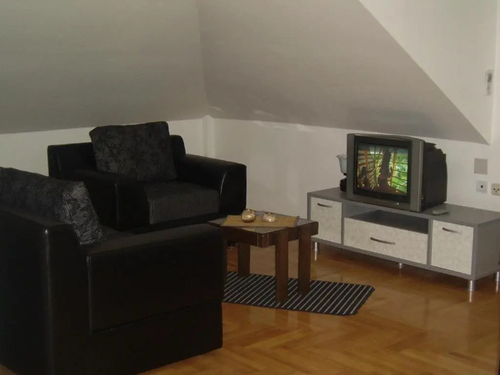 Tedi & Kiki Apartment