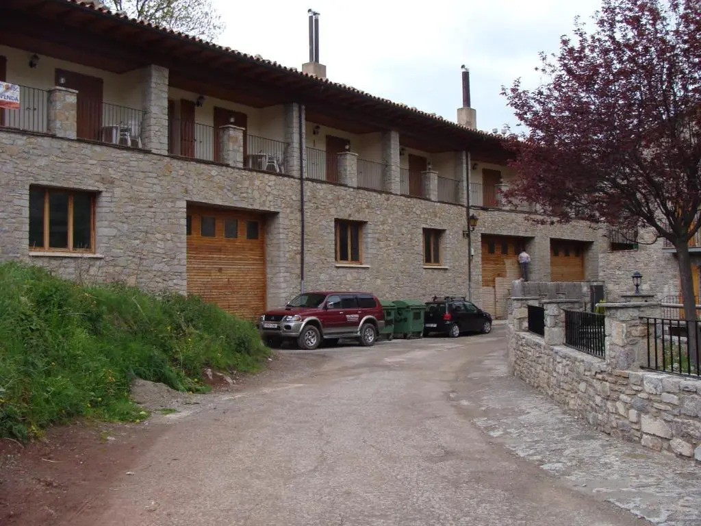 Apartaments Castellar de nHug