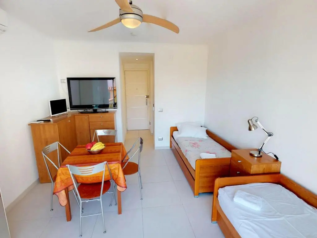 Studio Menton, 1 pièce, 3 personnes - FR-1-196-214