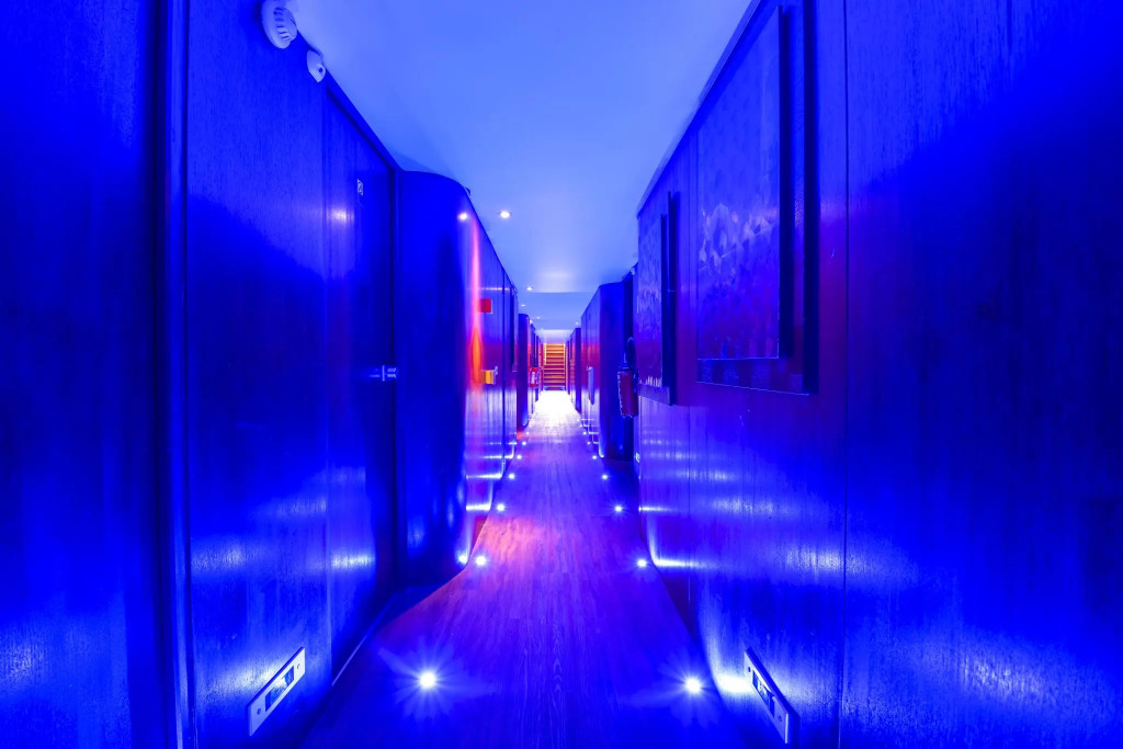 VIP Paris Yacht Hôtel & Spa