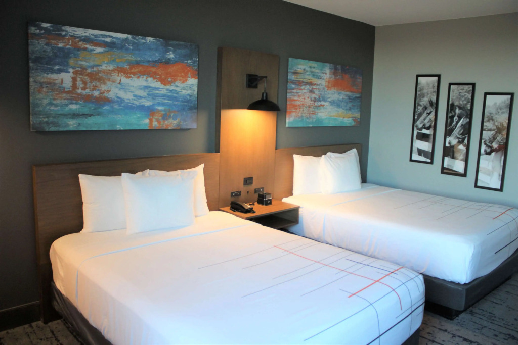 La Quinta Inn & Suites by Wyndham Bardstown